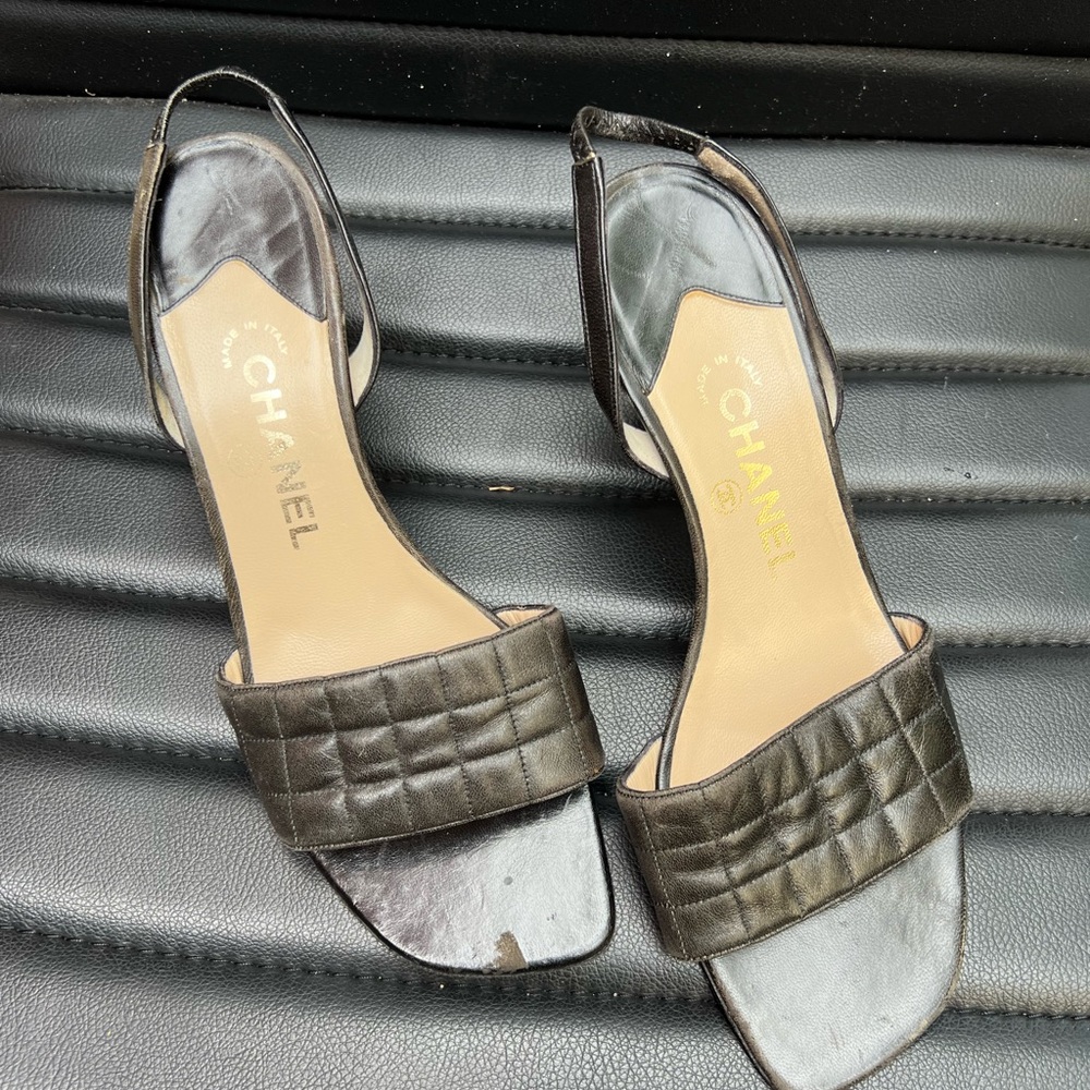 CHANEL Black Sandals with Quilted Design